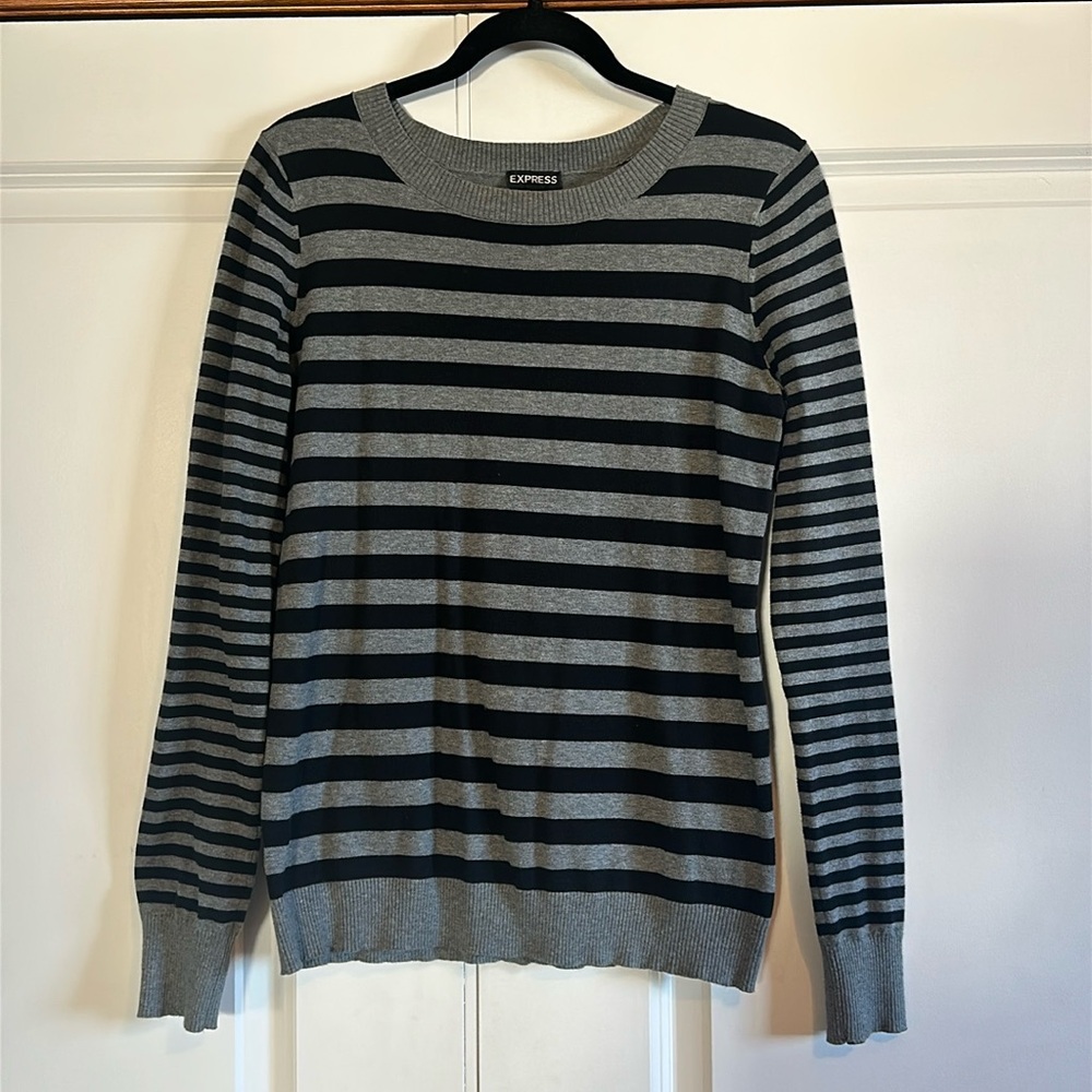 Women’s sweater